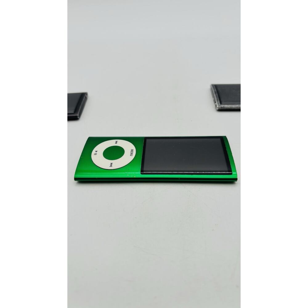 2 Apple iPod Nano 5th Gen A1320 And One 4th Gen A1285 All For Parts And Repair - Picture 16 of 16